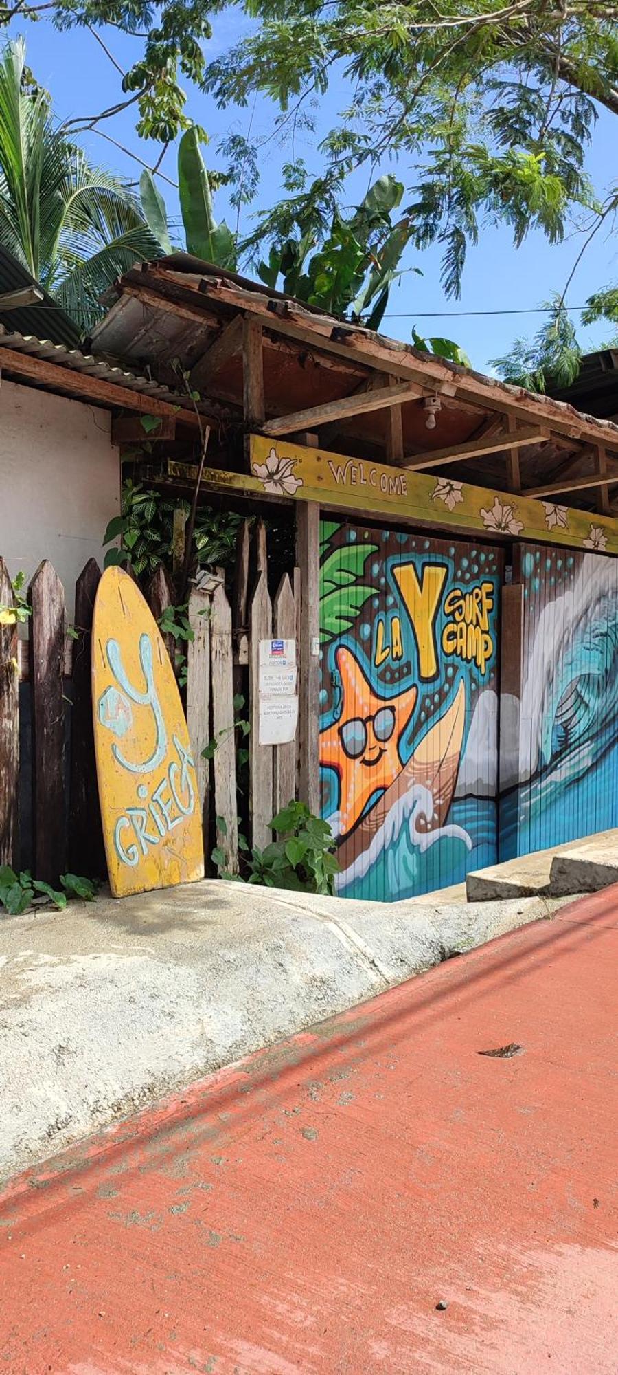 La Y Surf Camp Hotel Bocas del Toro Buitenkant foto